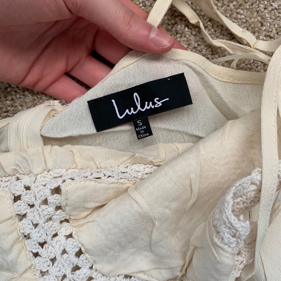 Maxi dress with criss-cross back - Picture 3 of 3